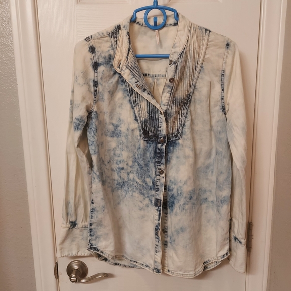Free People Tops - Free people acid washed shirt